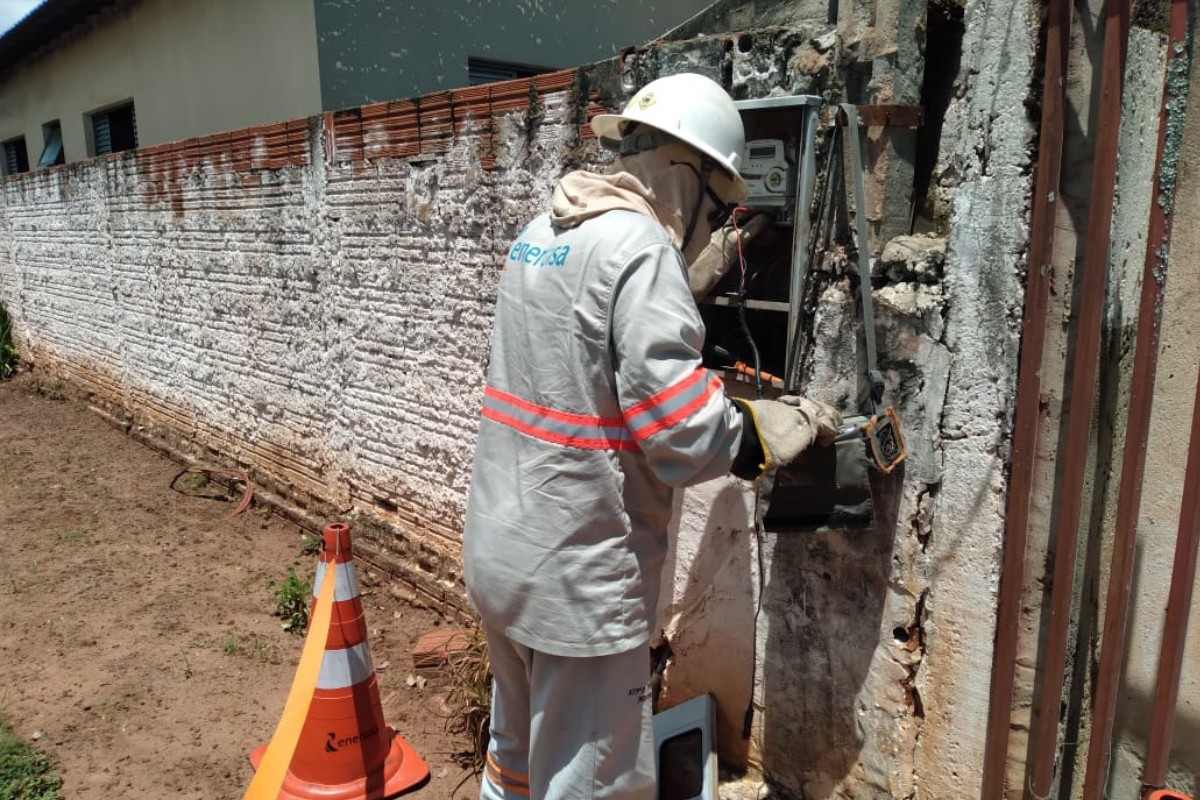'Gato': furto de energia em 10 meses seria suficiente para abastecer mais de 6 mil casas na região de Presidente Prudente