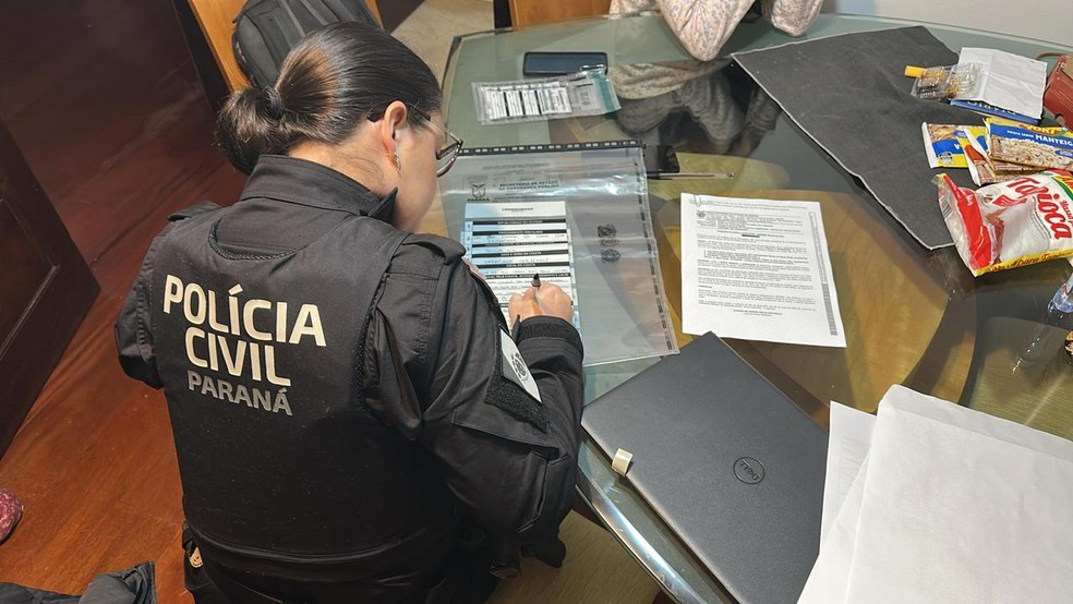 Os mandados foram cumpridos em Foz do Iguaçu e Curitiba, onde residem os empresários. — Foto: Polícia Civil do Paraná