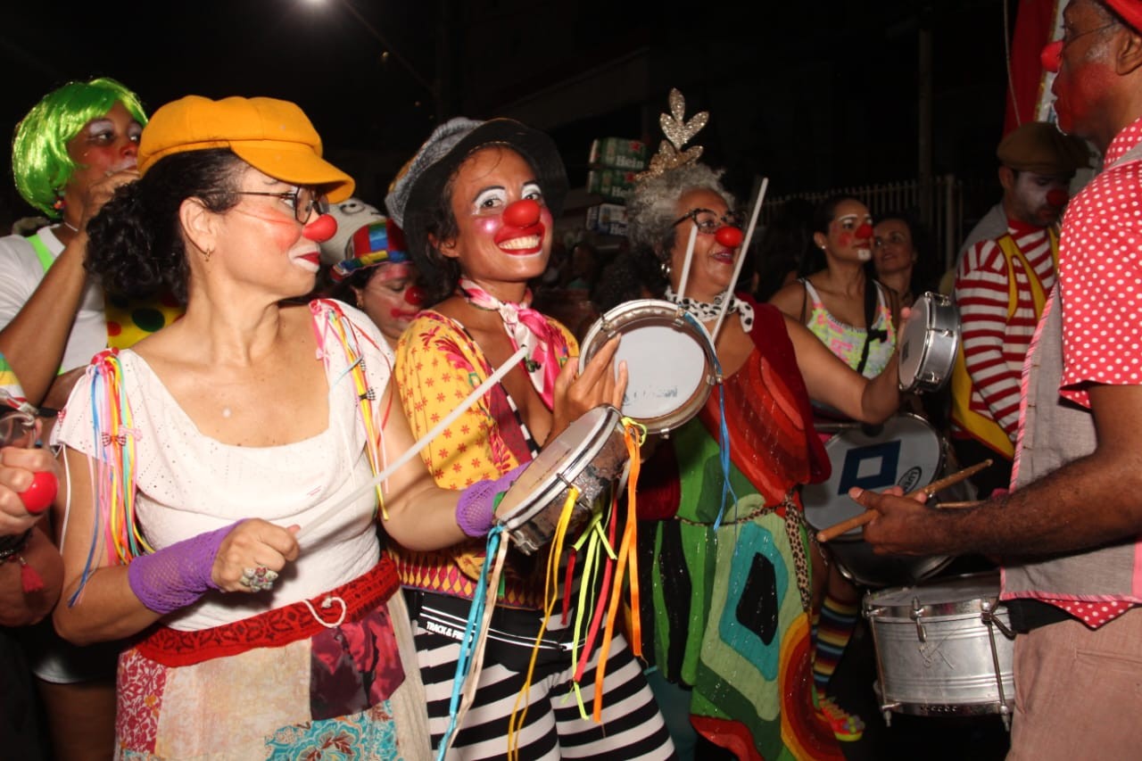 Salvador terá esquema especial de transporte público durante desfile dos palhaços e Festa de Iemanjá; confira