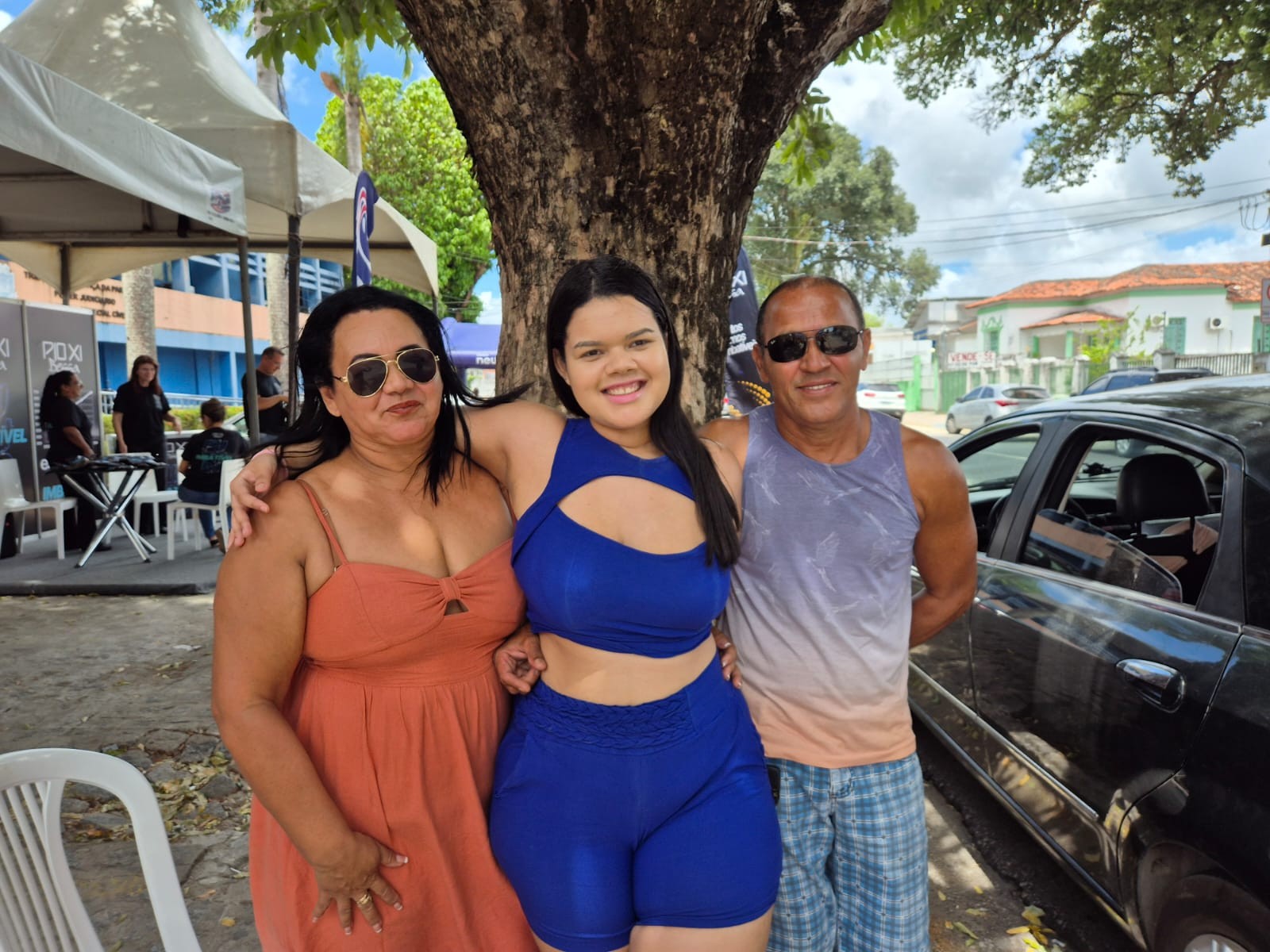 Jovem vai com a família para local de prova do Enem 2025 e chega com duas horas de antecedência para evitar atraso