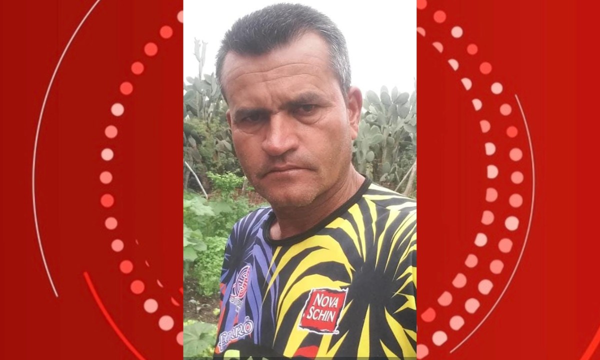 Homem morre esmagado após trator capotar e cair sobre ele no interior da Bahia