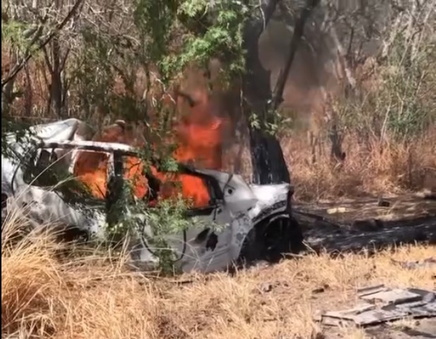 Três pessoas morrem carbonizadas em acidente de trânsito em Inhapi, AL