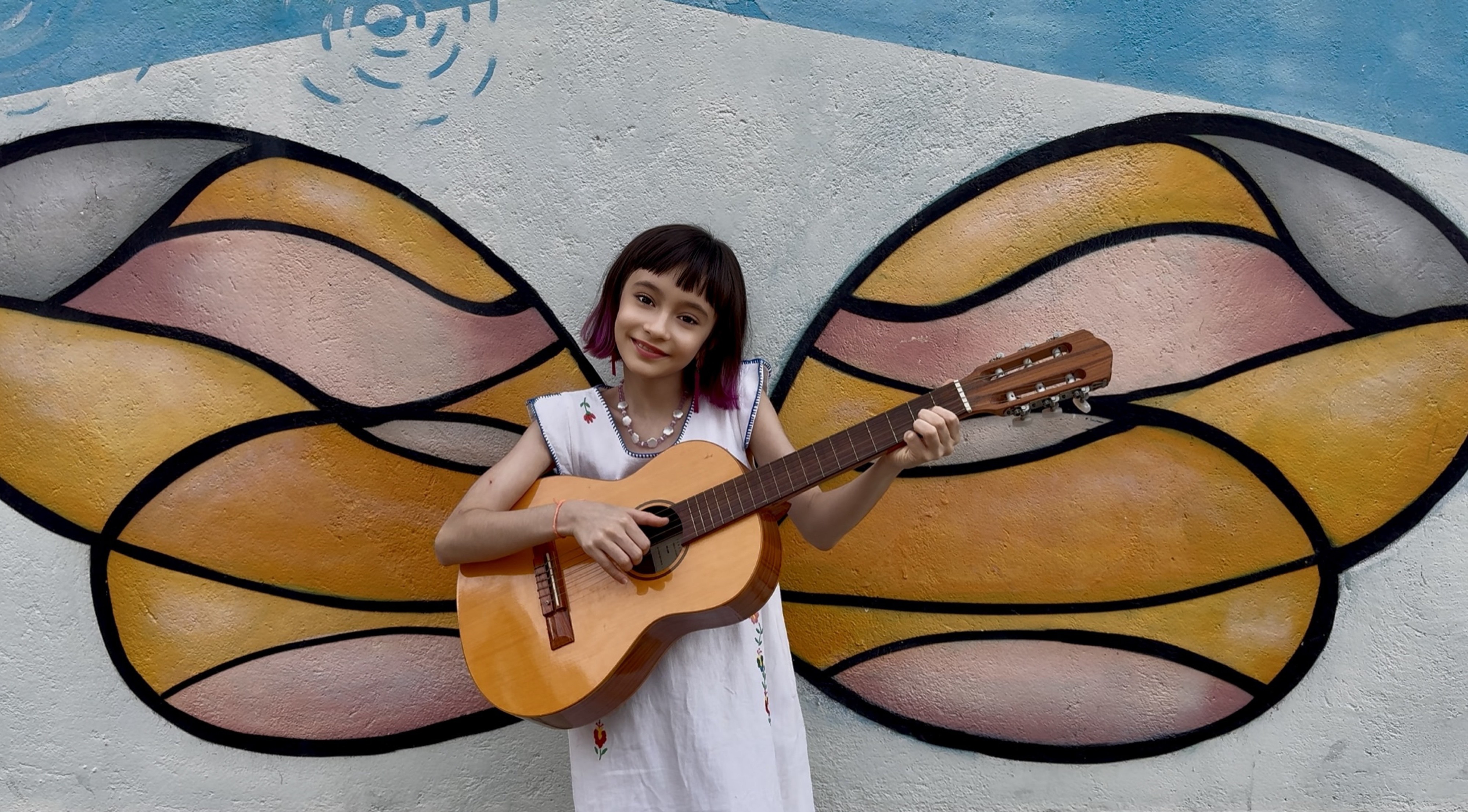 Antes de estrear nos palcos do Brasil em junho, Sofia Gilberto lança música em que atualiza ‘O pato’ do avô João 