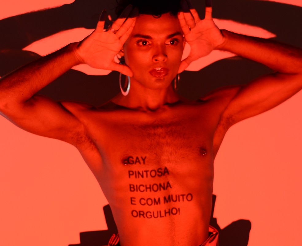 Gay, pintosa, bichona e com muito orgulho': ensaio reafirma luta de  paraibanos contra LGBTQIA+fobia, Paraíba
