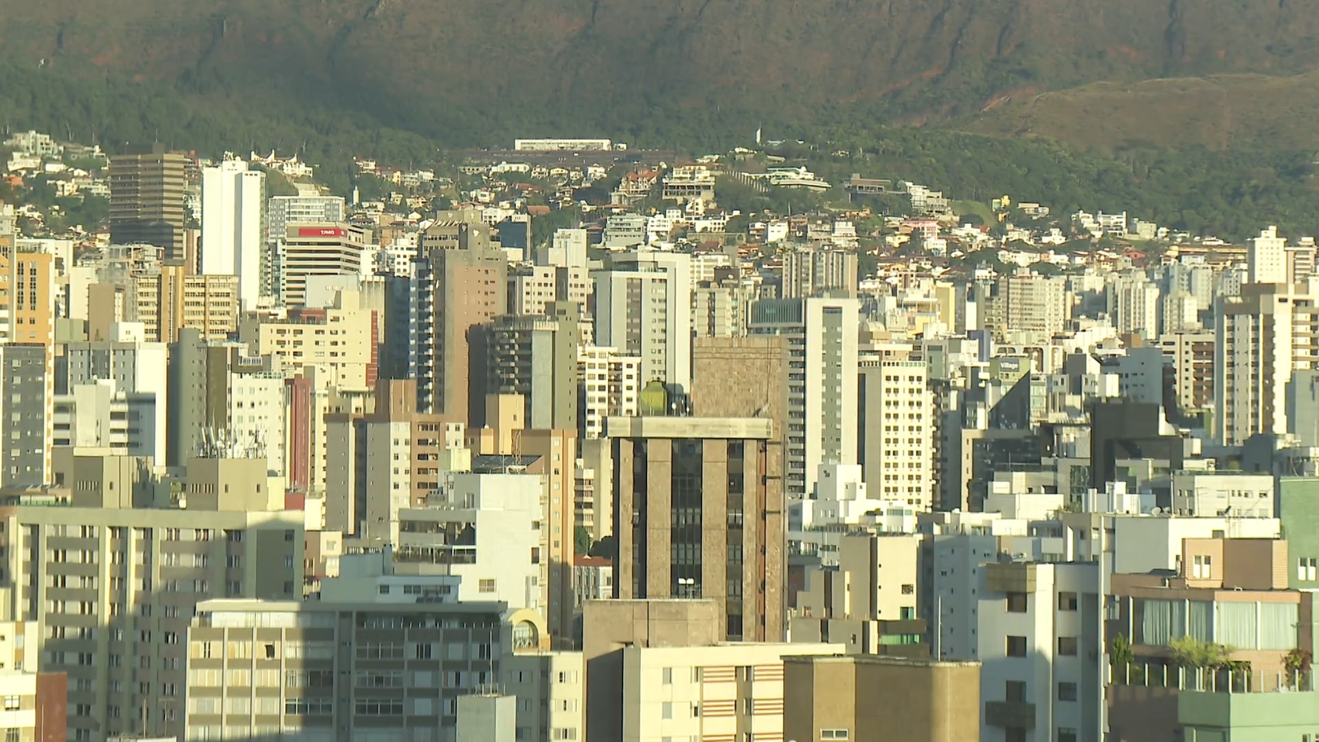Aluguel residencial em BH sobe 4,4% no 1º semestre e supera a inflação