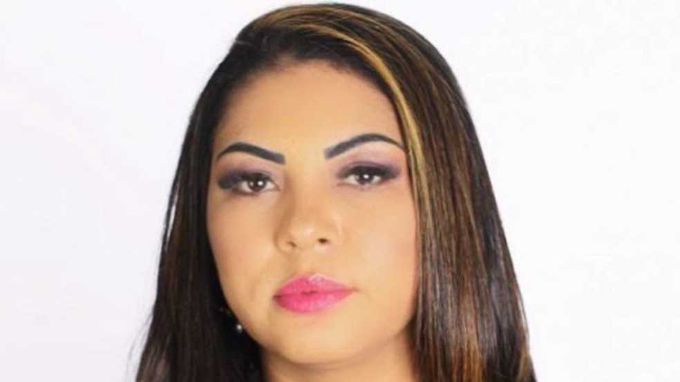 Paula Lima, presa após se entregar em delegacia na Baixada Fluminense — Foto: Reprodução/Facebook