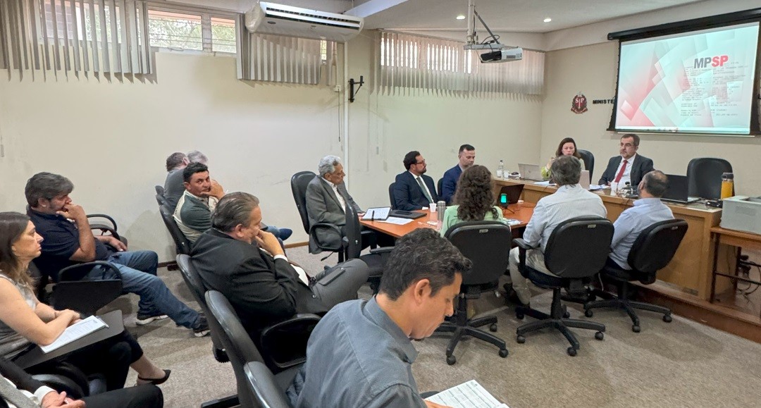 Acordo entre MP e usina após mortandade de peixes no Rio Piracicaba prevê reparo ambiental e salário a pescadores 