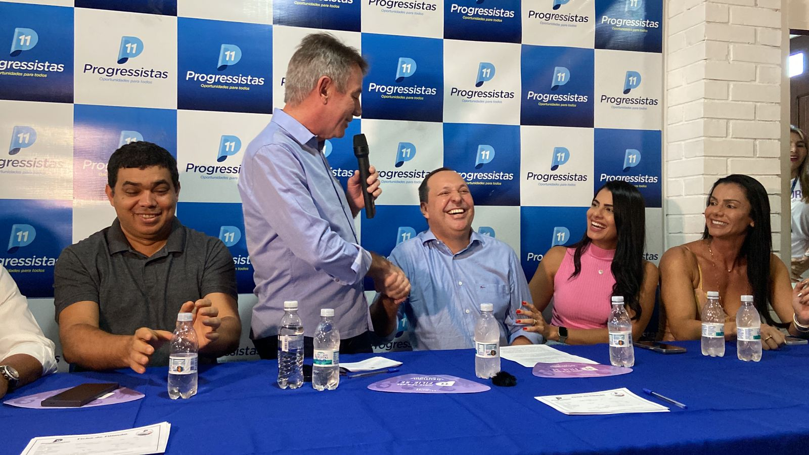 Vice-prefeito de Boa Vista muda para grupo adversário e anuncia apoio à pré-candidata do governo na eleição municipal 