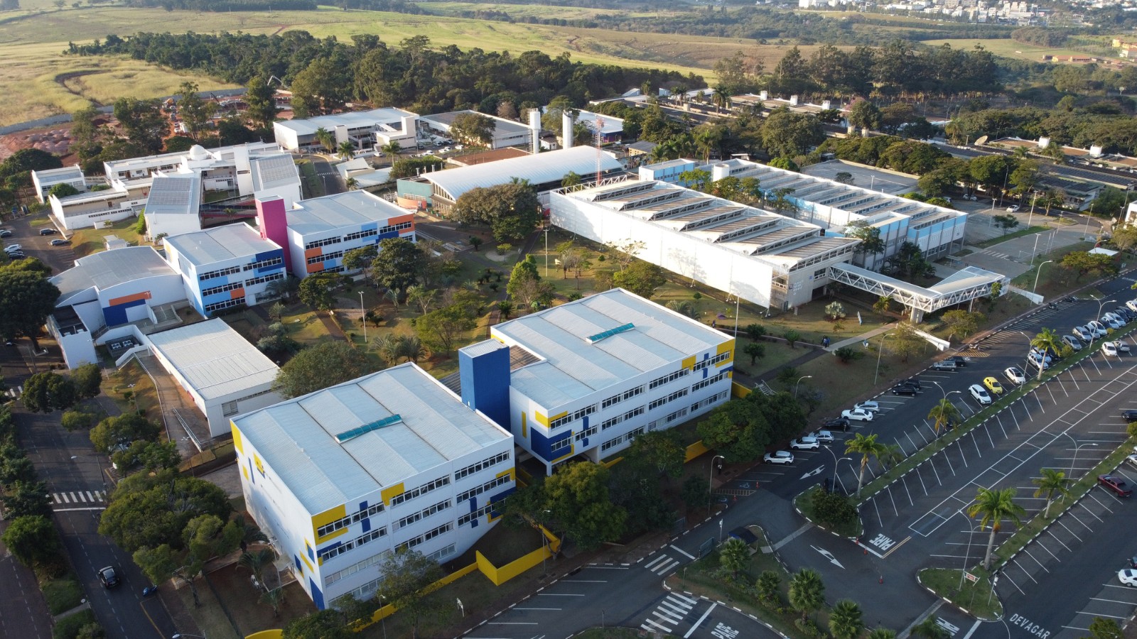 Alunos da PUC-Campinas recebem e-mails falsos sobre cobranças de mensalidade