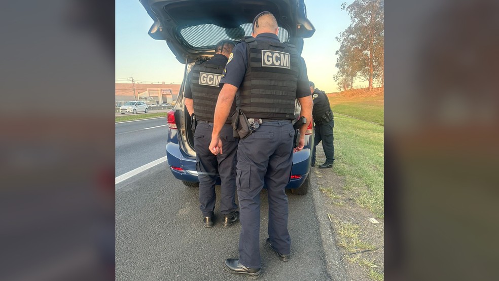 Suspeito foi preso por atear fogo às margens de rodovia em Salto (SP) — Foto: Arquivo pessoal