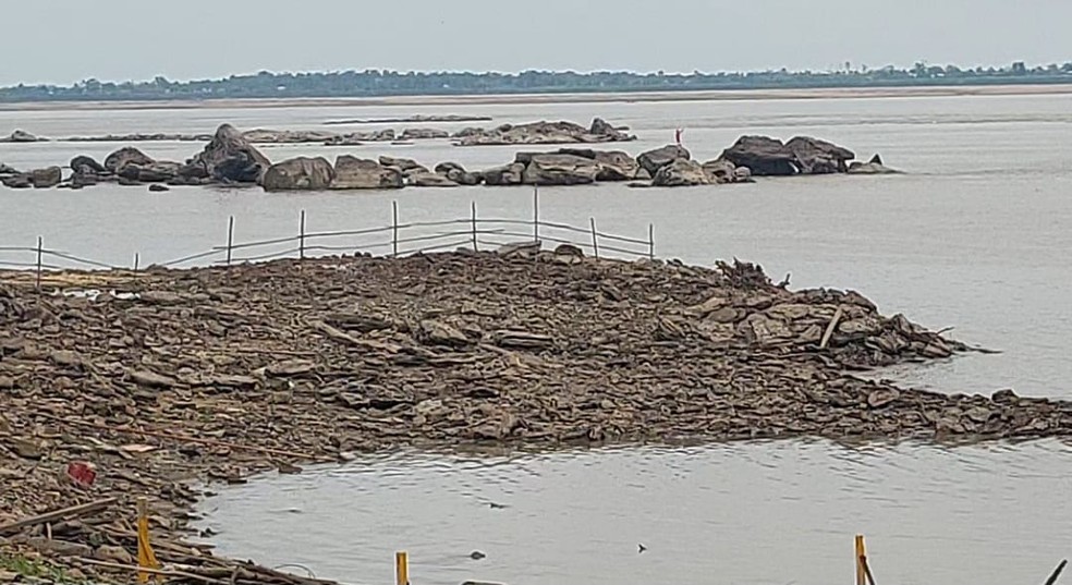 Rio Solimões atinge seca histórica em 2023 em Manacapuru, no Amazonas. Foto feita em 18 de outubro de 2023 — Foto: Adauto Silva/Rede Amazônica