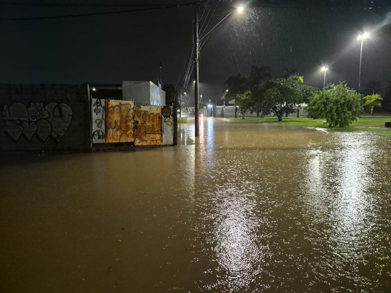Associação de moradores de Sorocaba cobra obras contra enchentes antes da chegada do super El Niño