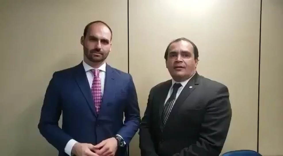 Eduardo e Freitas já apareceram juntos em vídeos (Reprodução)