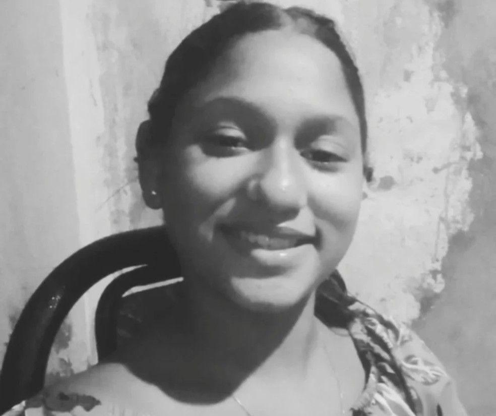 Alícia Valentina morreu após ser espancada por colegas na escola, em Belém do São Francisco — Foto: Reprodução /Redes Sociais