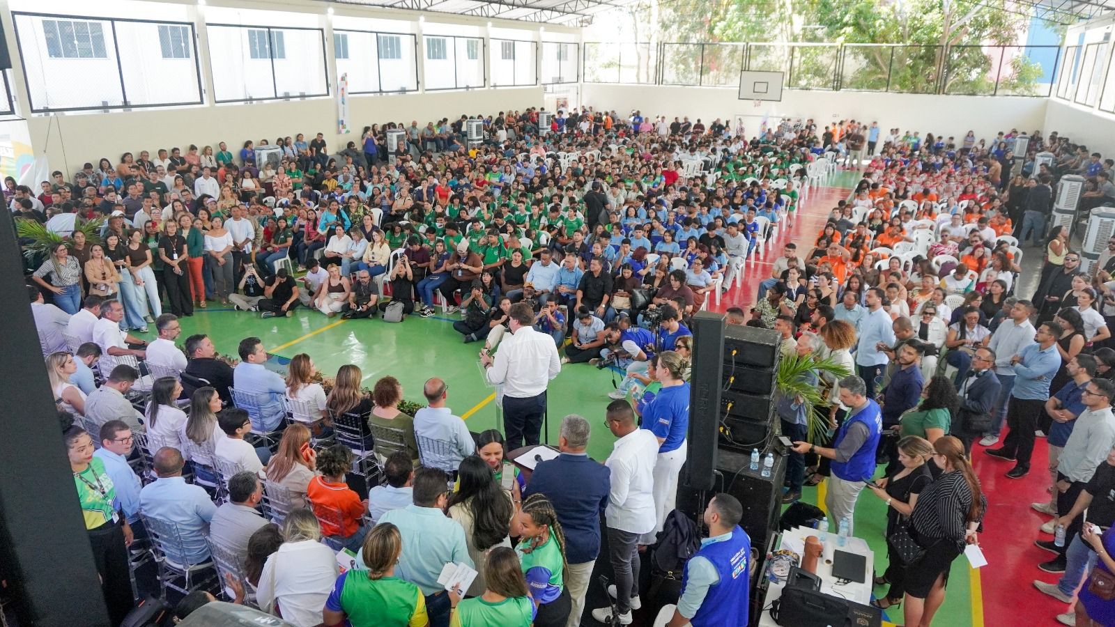 Amapá recebe mil computadores para escolas públicas e forma 1,4 mil alunos em tecnologia 