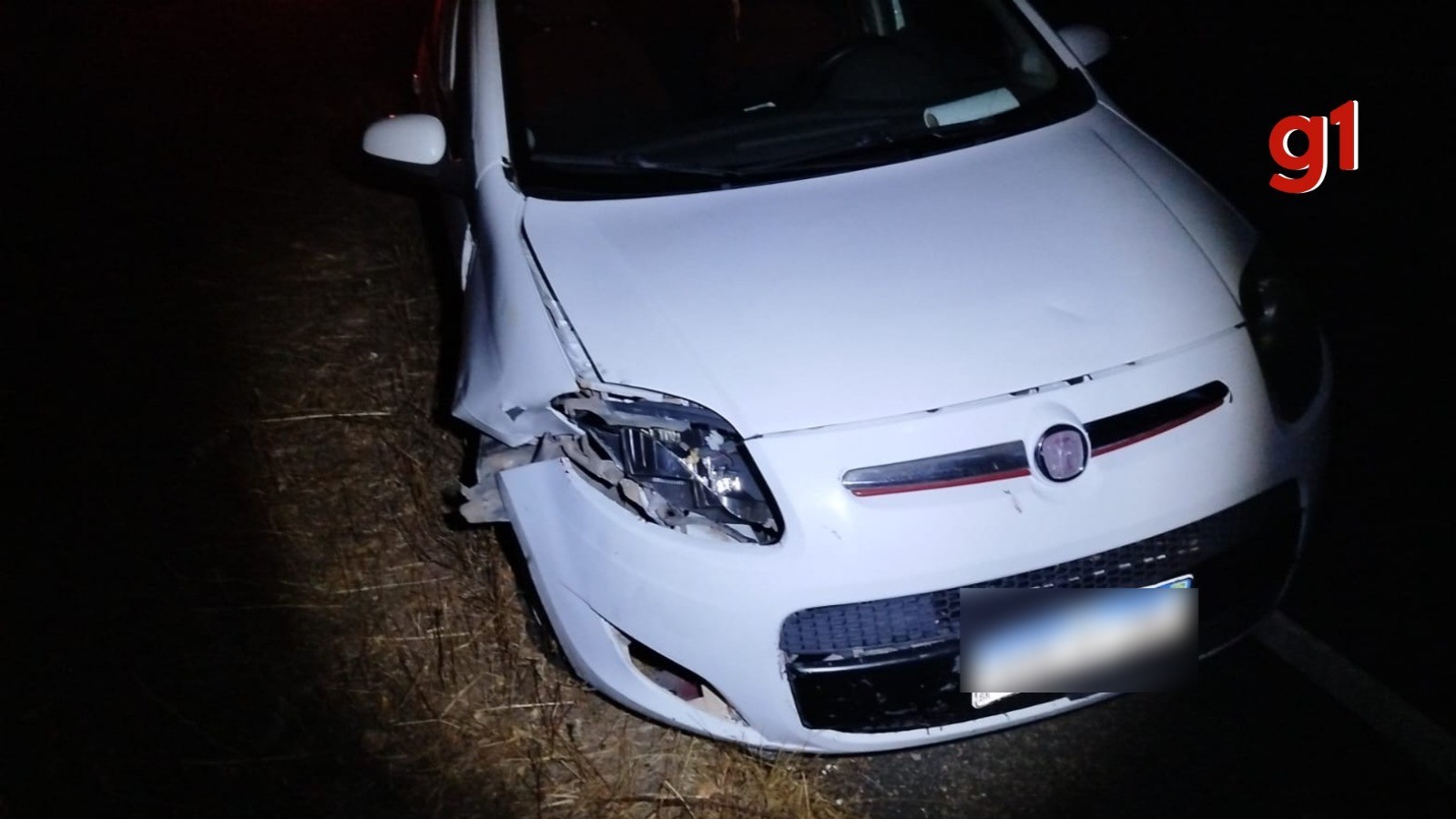 Motorista perde o controle de carro, sobe no meio-fio e morre atropelado ao tentar trocar pneus na PI-243