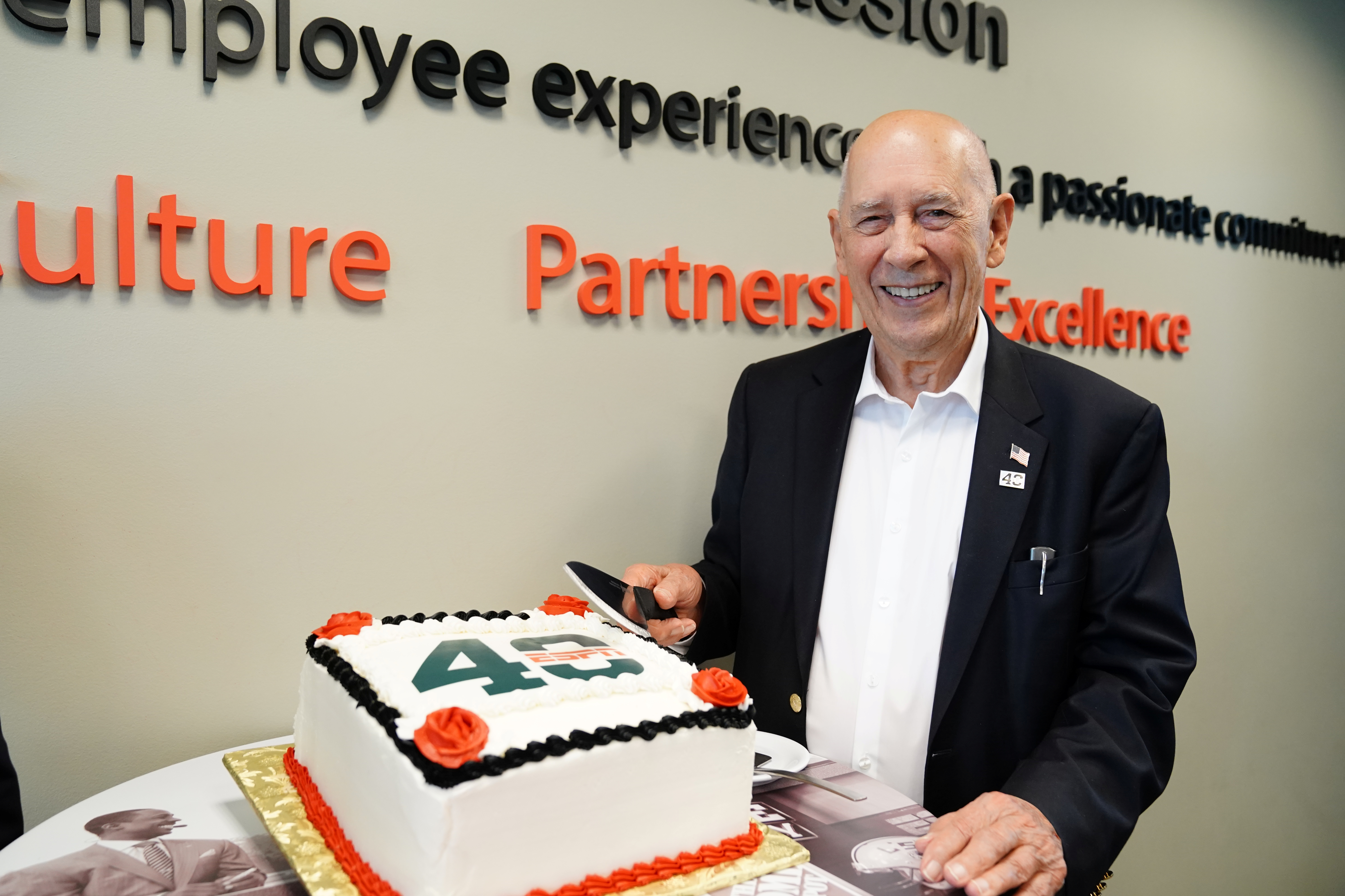 Bill Rasmussen, fundador da ESPN, morre aos 93 anos
