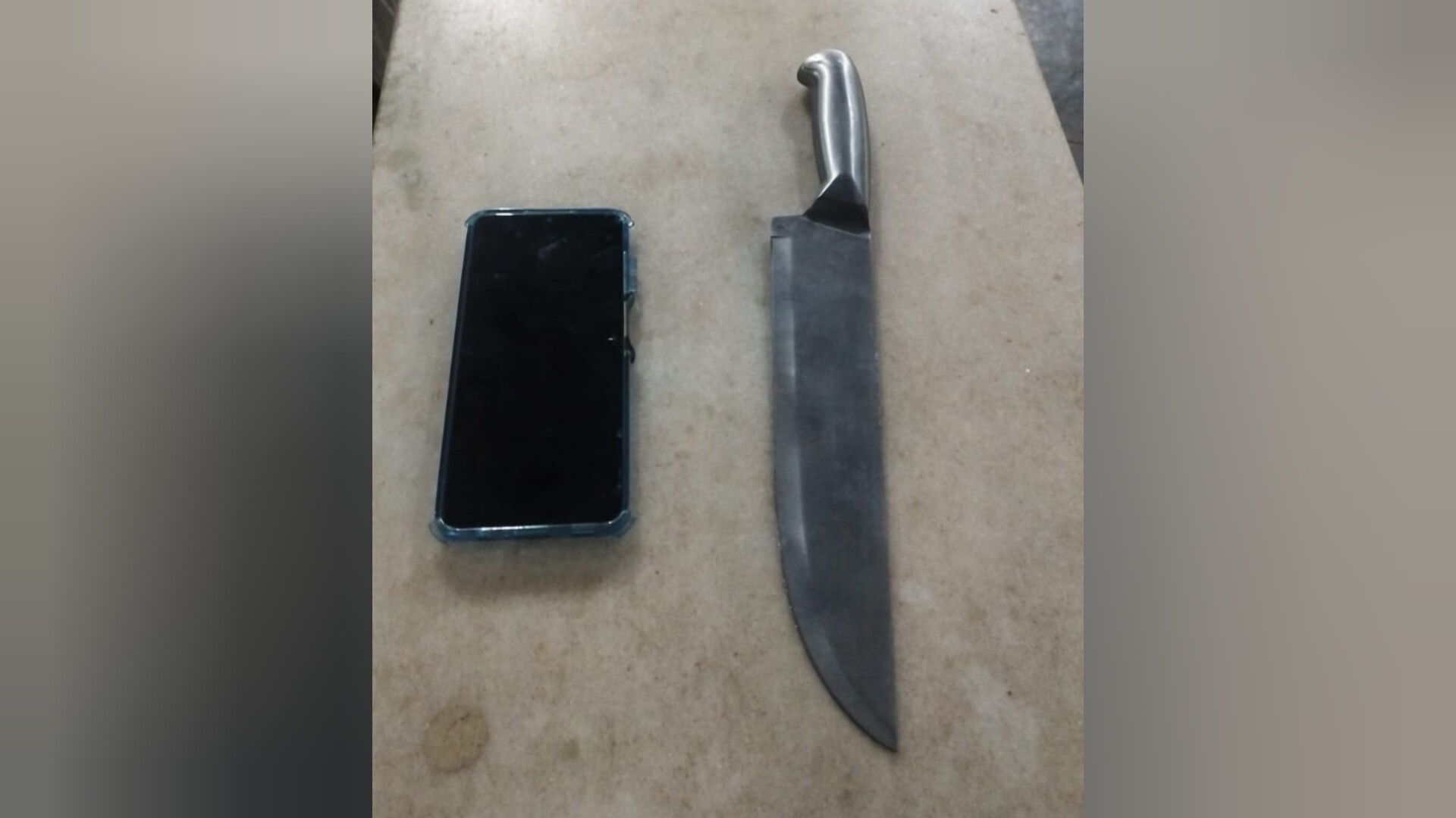 Adolescentes são pegos pela PM após assaltarem jovem com faca no Centro de Santarém