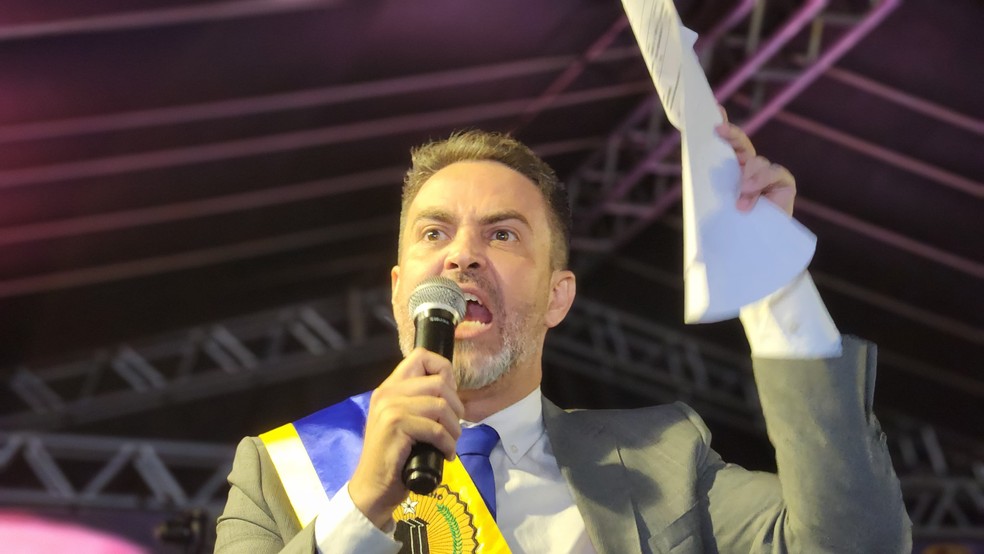 Discurso do prefeito eleito Léo Moraes durante cerimônia de posse em Porto Velho — Foto: Mateus Santos/g1