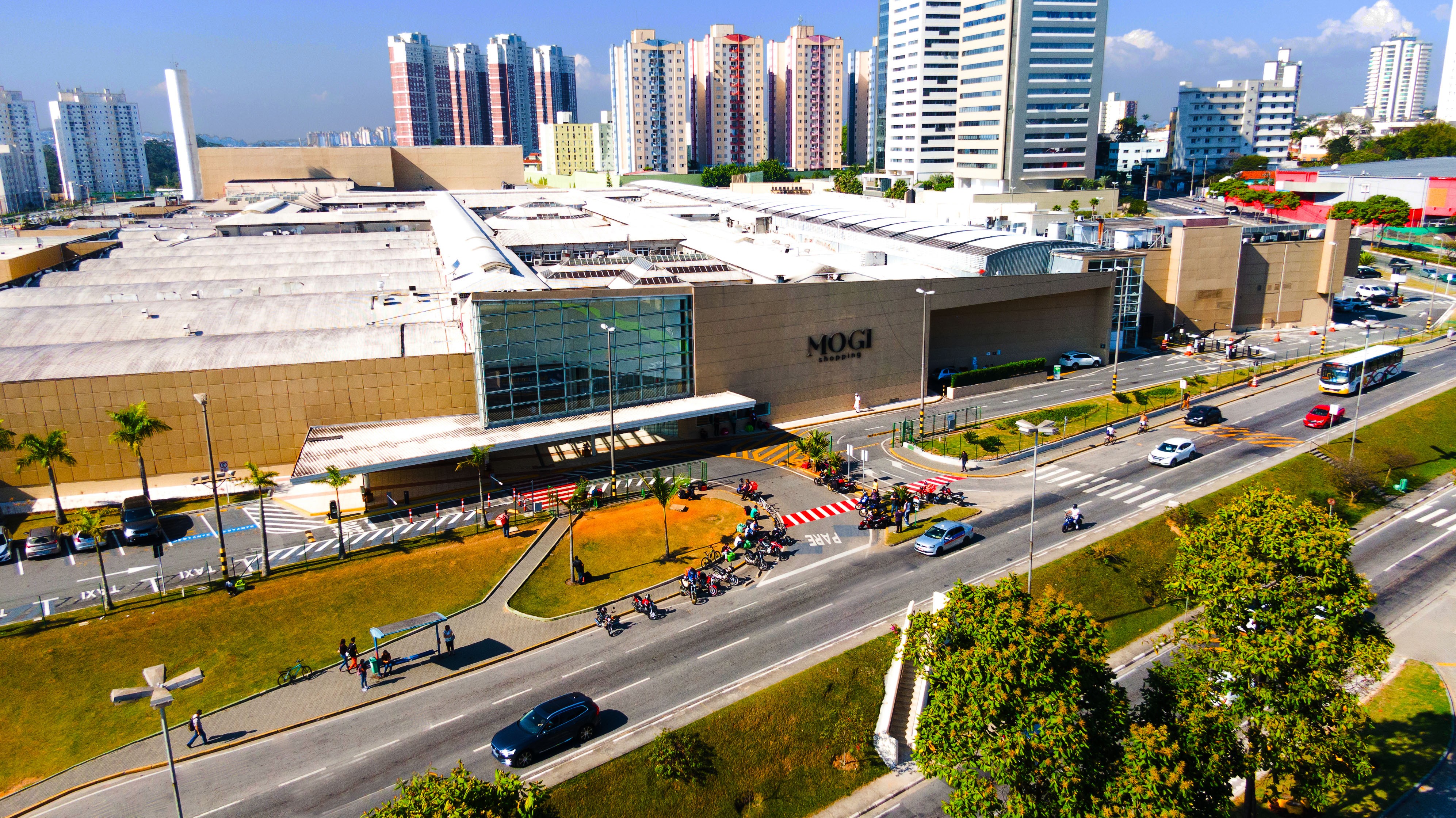 Shoppings do Alto Tietê reúnem vagas de trabalho para diferentes áreas ...