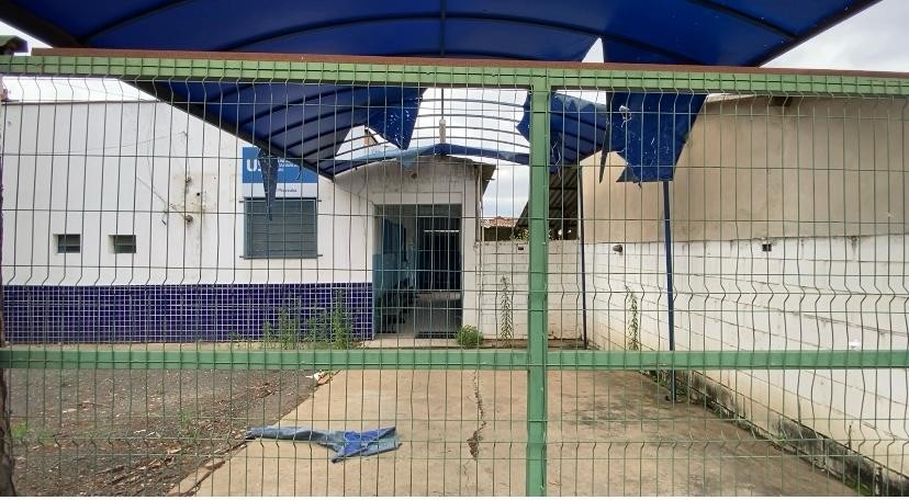 Fechado há 5 meses para reforma e sem sinal de obras, posto do IAA é alvo de reclamações em Piracicaba