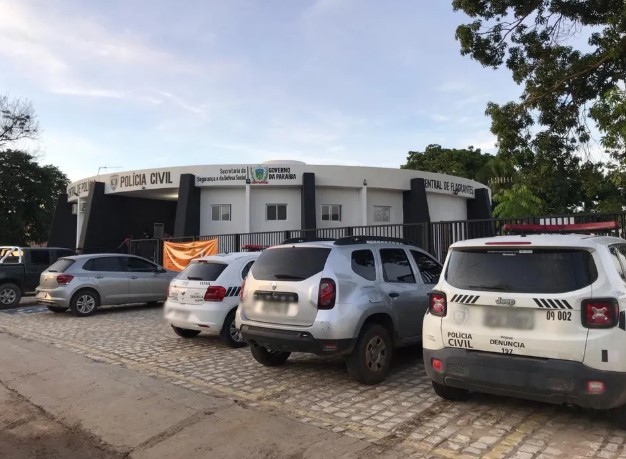 Mulher é presa suspeita de esfaquear marido e bebê de 3 meses no Sertão da Paraíba