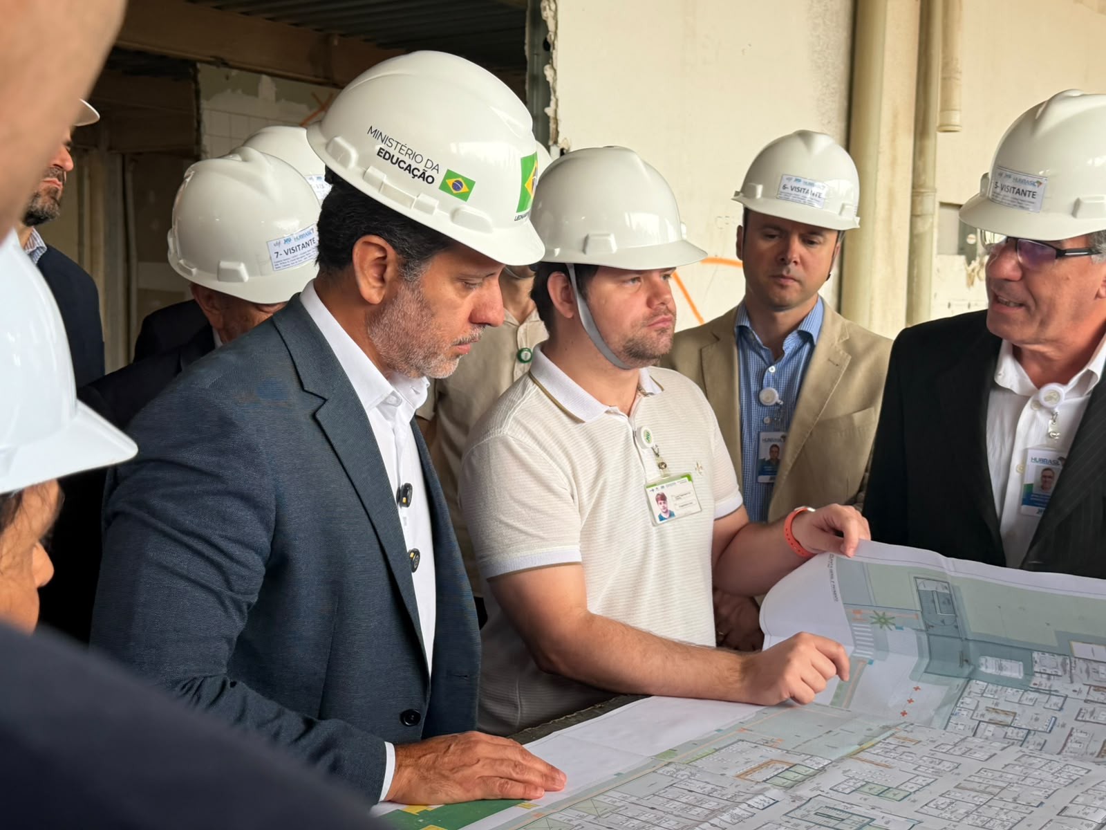 Ministro da Educação anuncia investimento de R$ 30 milhões para reconstrução do Colégio João XXIII, em Juiz de Fora