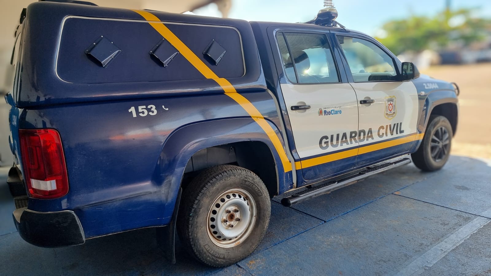 Idosos perdem R$ 12 mil em golpes de vendedores de frutas com maquininha