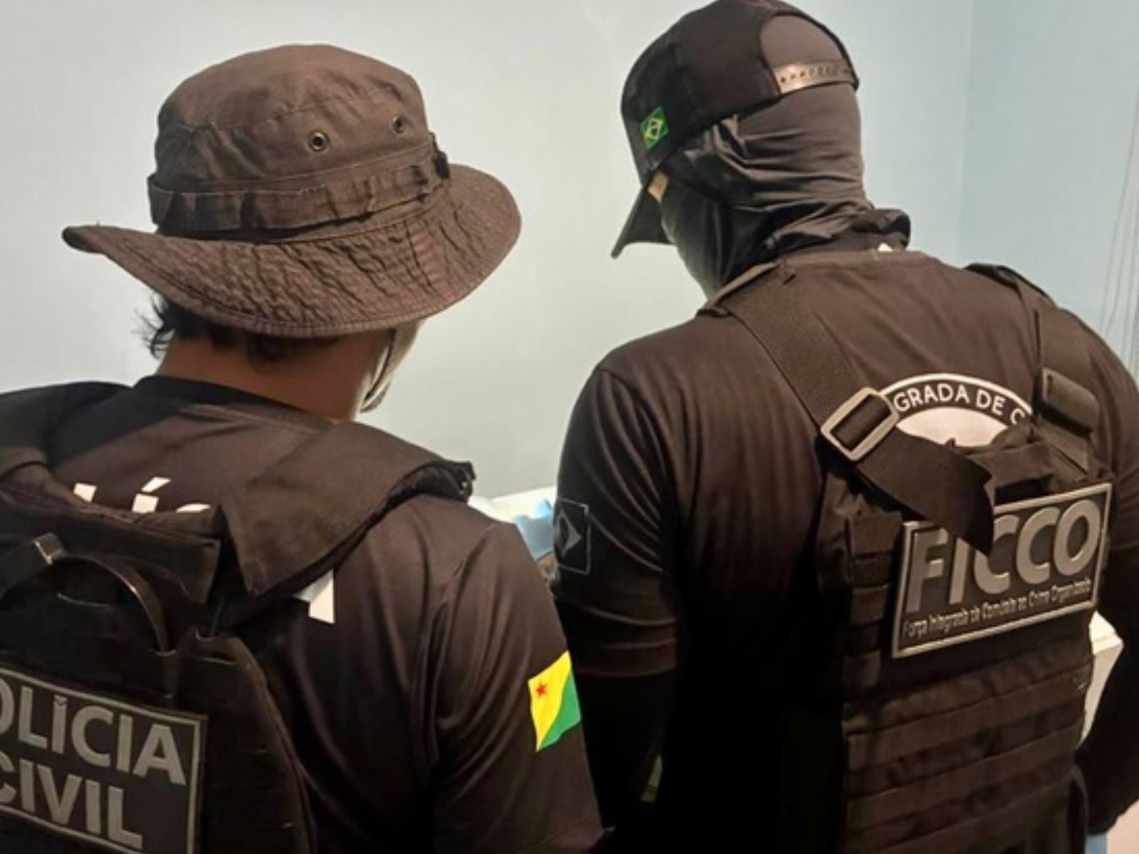 Operação contra organização criminosa cumpre 14 mandados e prende 5 pessoas no Acre
