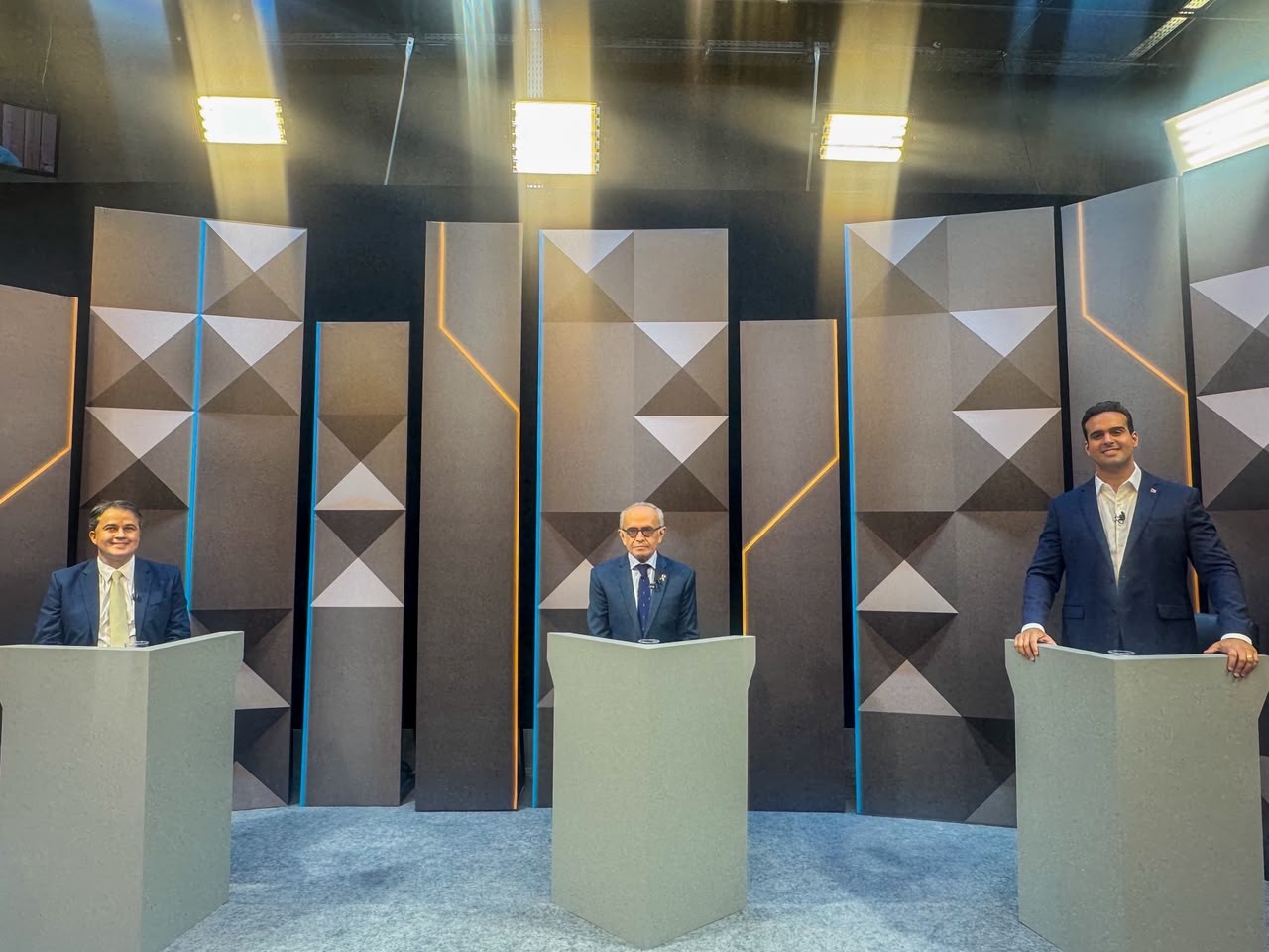 Debate entre candidatos ao governo da Paraíba tem propostas, Lucas como alvo principal de críticas  e ‘dobradinha’ de Efraim e Cícero