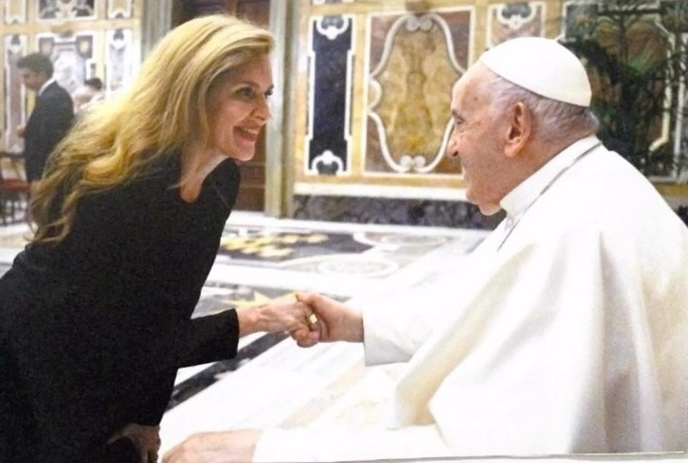 Médica brasileira participou de visita ao Papa em maio — Foto: Reprodução