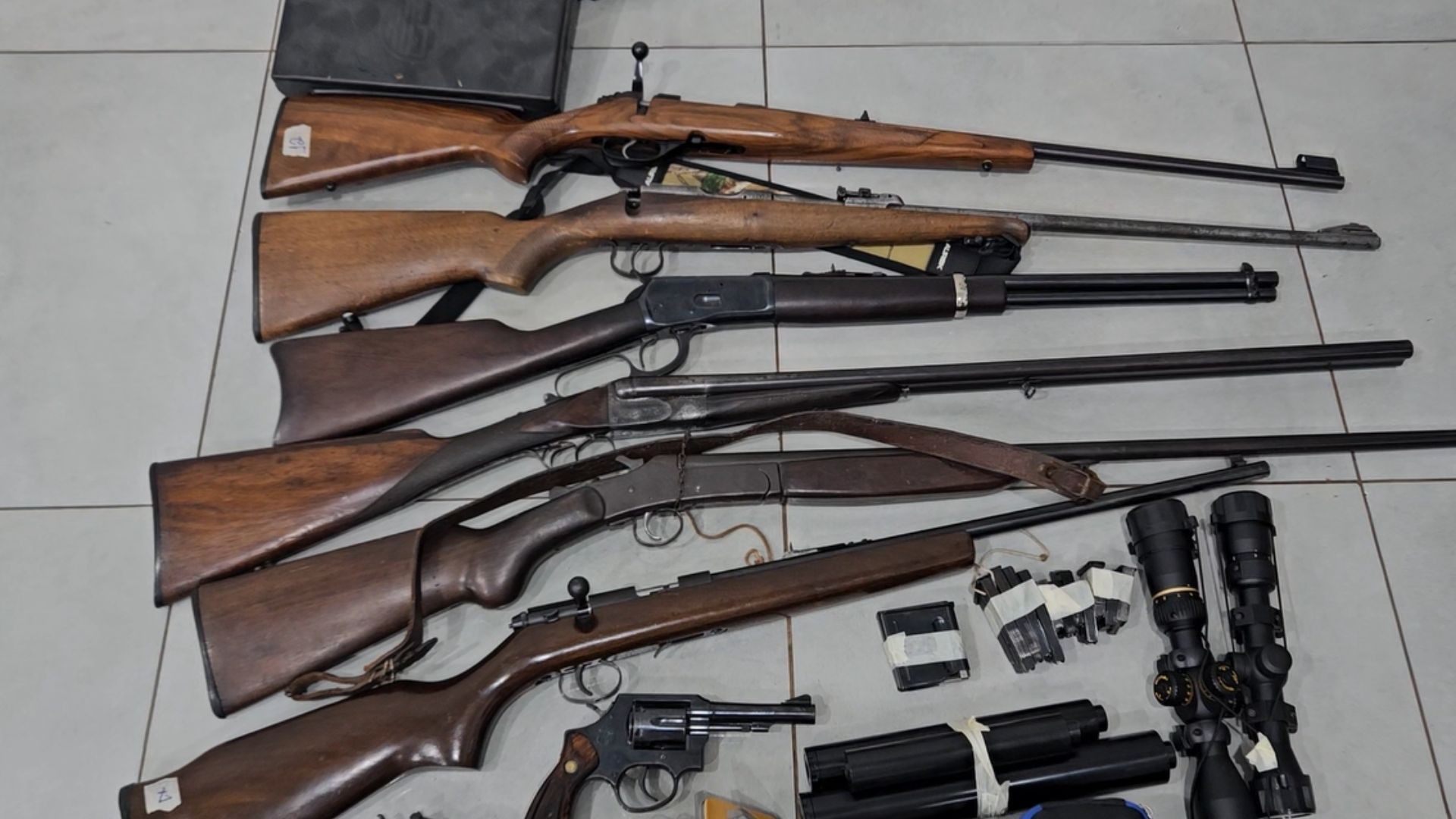 Arsenal clandestino apreendido em Santa Vitória