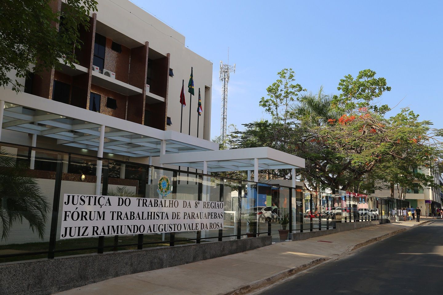 Vale é condenada a pagar R$ 30 mil à funcionária obrigada a fazer necessidades fisiológicas em sacolas
