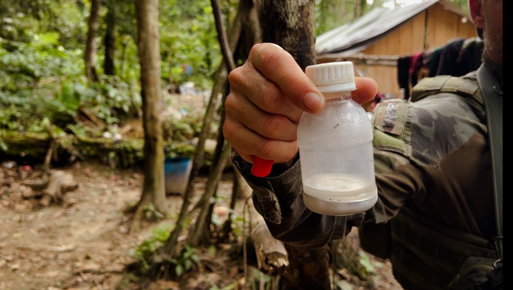 Mercúrio usado por garimpeiros na Terra Yanomami é apreendido em operação do Ibama — Foto: Arquivo pessoal