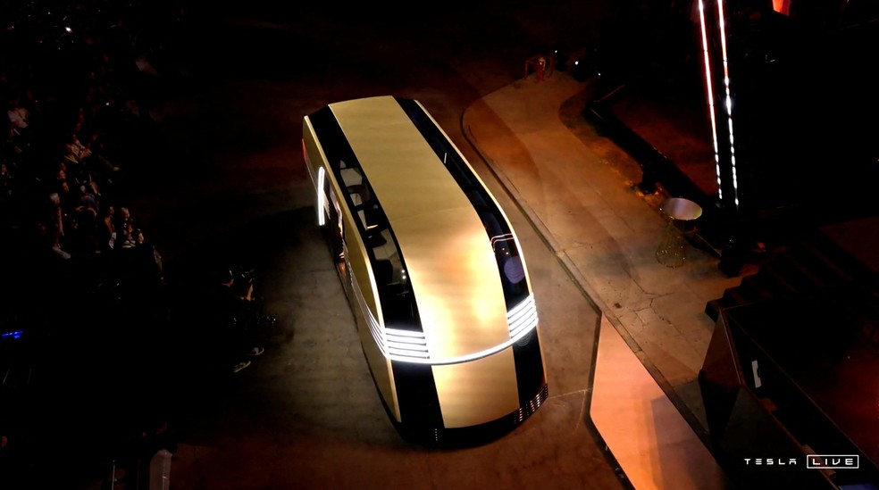 Robovan da Tesla é apresentado em evento em Los Angeles — Foto: Tesla/Divulgação via Reuters
