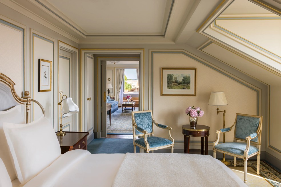 Suíte Mansart, do The Ritz Paris, custa cerca de € 17.600 (cerca de R$ 95 mil) a diária. — Foto: Divulgação/The Ritz Paris