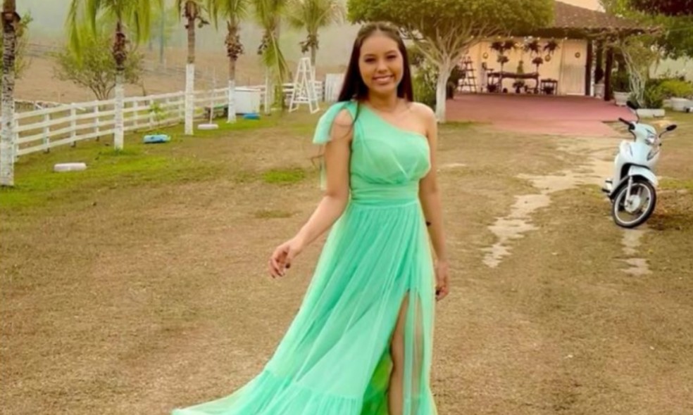 Lara Bianca tinha 22 anos. — Foto: Reprodução/Redes Sociais