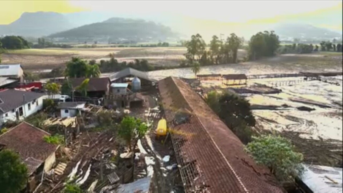 Globo Rural shows traces of destruction after a cyclone in RS