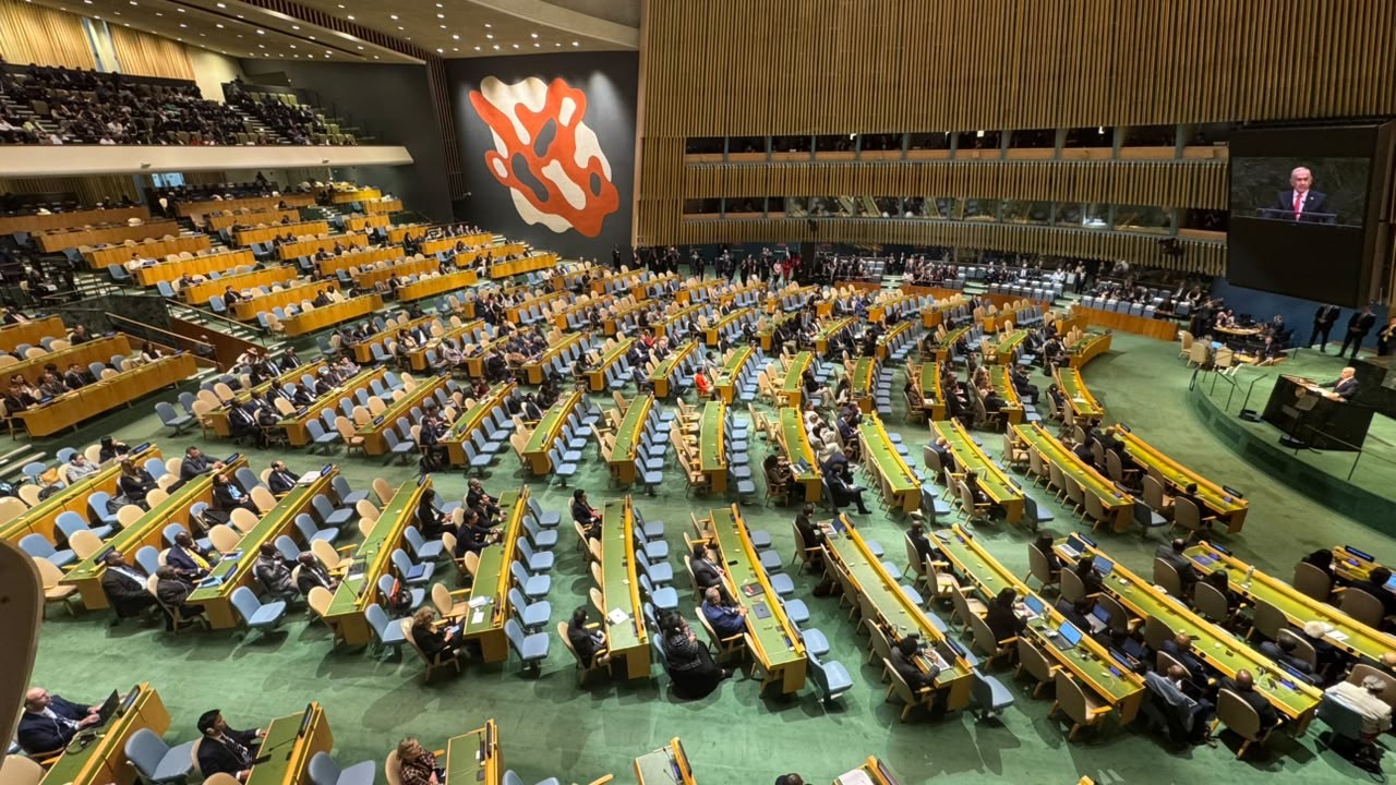 VÍDEO: Comitivas deixam plenário da ONU antes do discurso de Netanyahu, premiê de Israel
