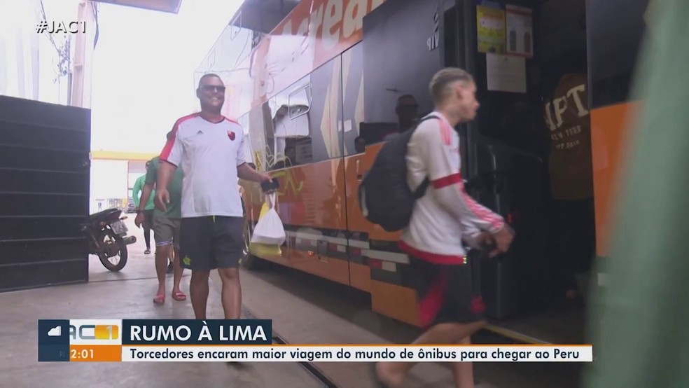 Torcedores de várias partes do país encararam viagem de até seis mil quilômetros — Foto: Reprodução/Rede Amazônica Acre