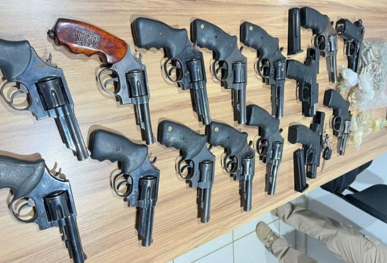 Polícia Civil apreende 15 armas e evita possível confronto por disputa de terras em Balsas, no sul do MA