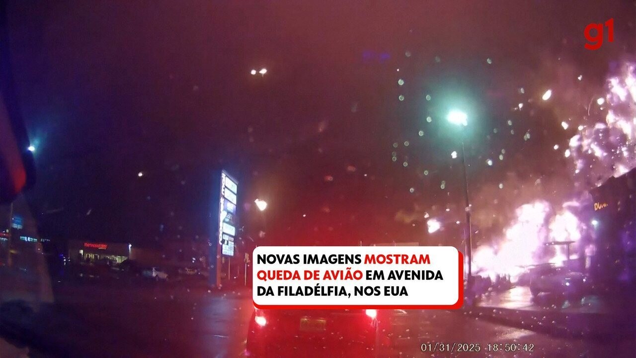 VÍDEO: Novas imagens mostram explosão e rastro de fogo em queda de avião e na Filadélfia