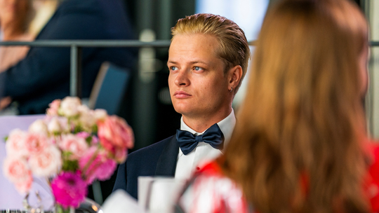 Filho de princesa da Noruega é acusado de estuprar mulheres e pode pegar até 10 anos de prisão