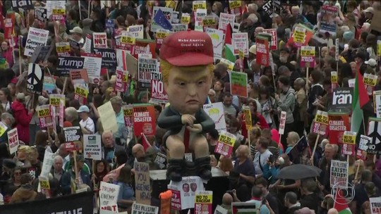 Presidente Trump enfrenta protestos no segundo dia de visita ao Reino Unido - Programa: Bom Dia Brasil 