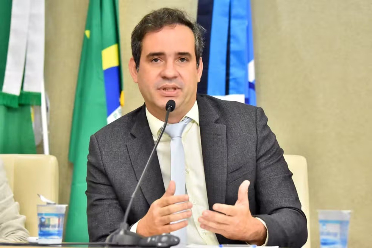 Pré-candidato ao governo do RN, Cadu Xavier pede exoneração da Sefaz | G1