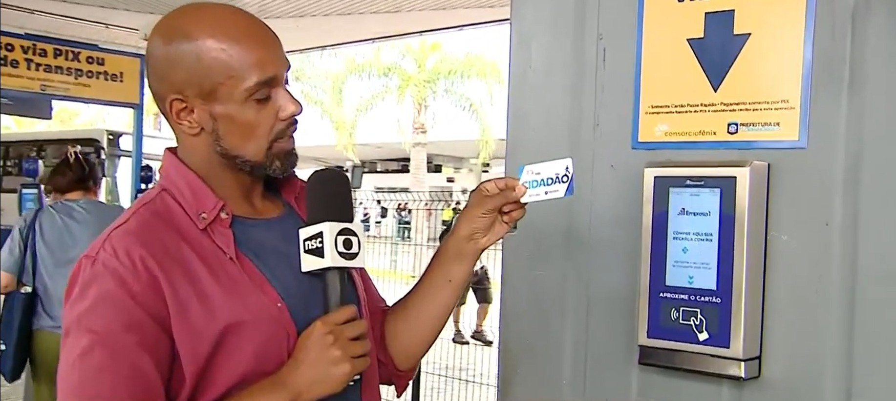 Florianópolis instala ponto de autoatendimento para recarga de cartão do transporte via PIX; entenda