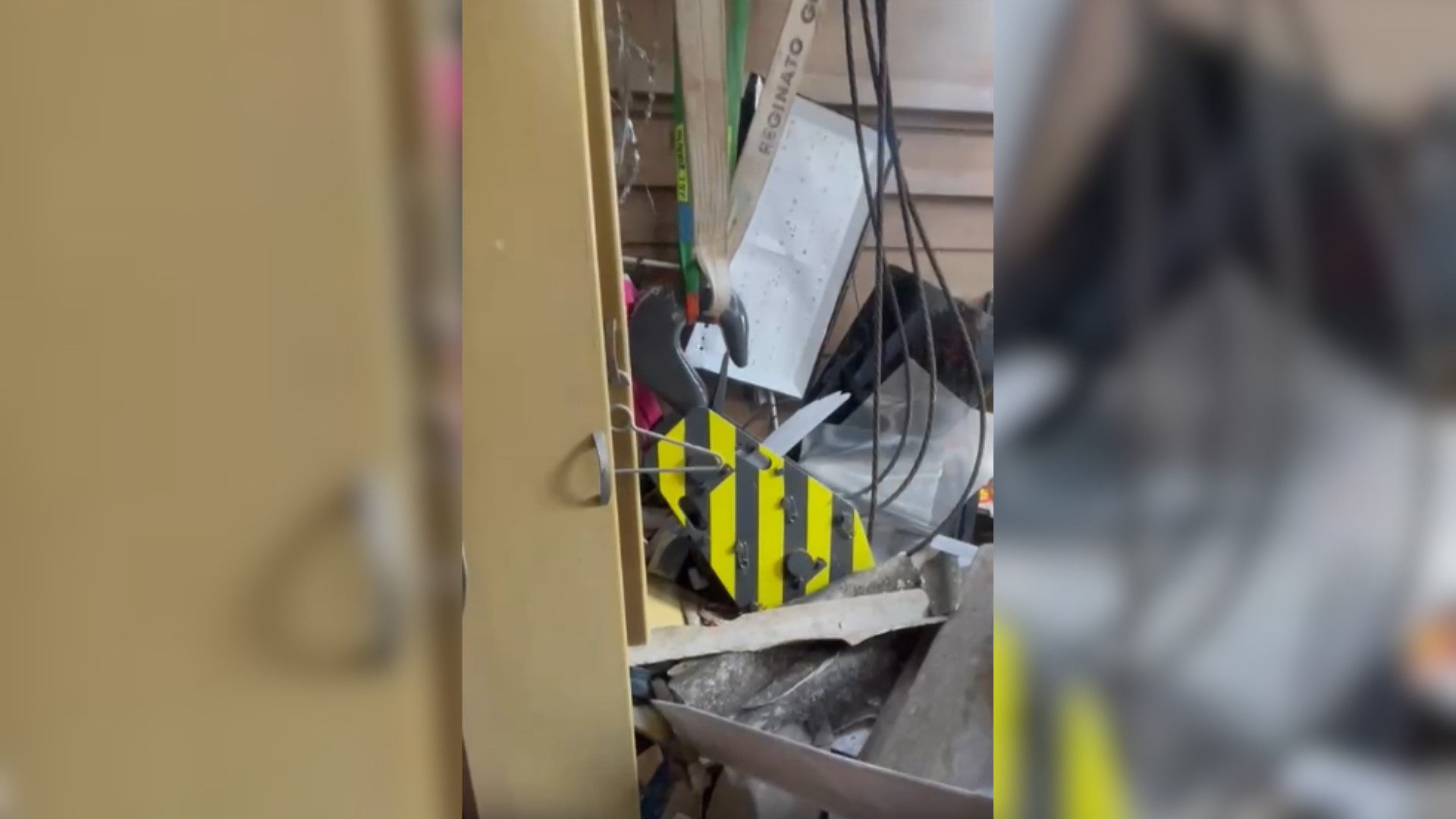 Vídeo mostra gancho em quarto destruído e guindaste apoiado na casa em Uberlândia