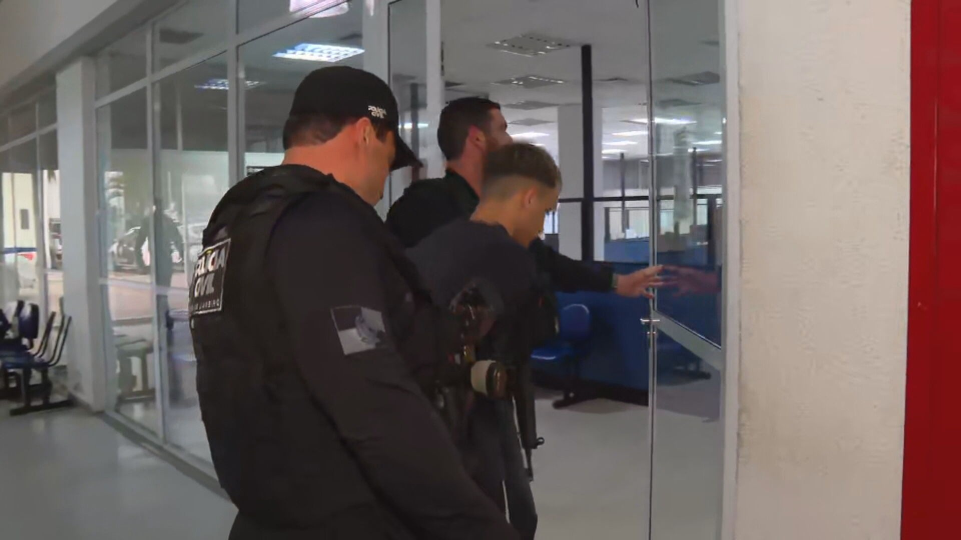 Polícia mira sequestros-relâmpago contra comerciantes a mando do Comando Vermelho