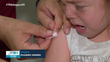 Mutirão de vacinação: crianças e adolescentes atualizam cadernetas em Palmas
