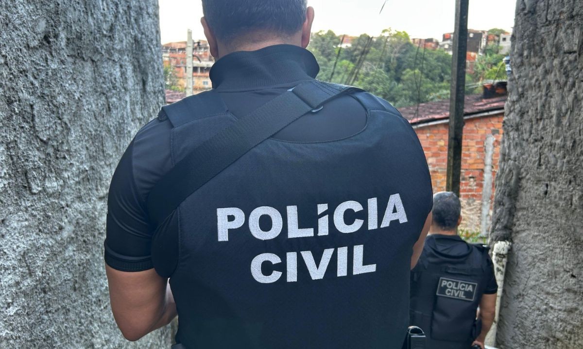 Homem é preso após invadir casa e estuprar vizinha na Bahia